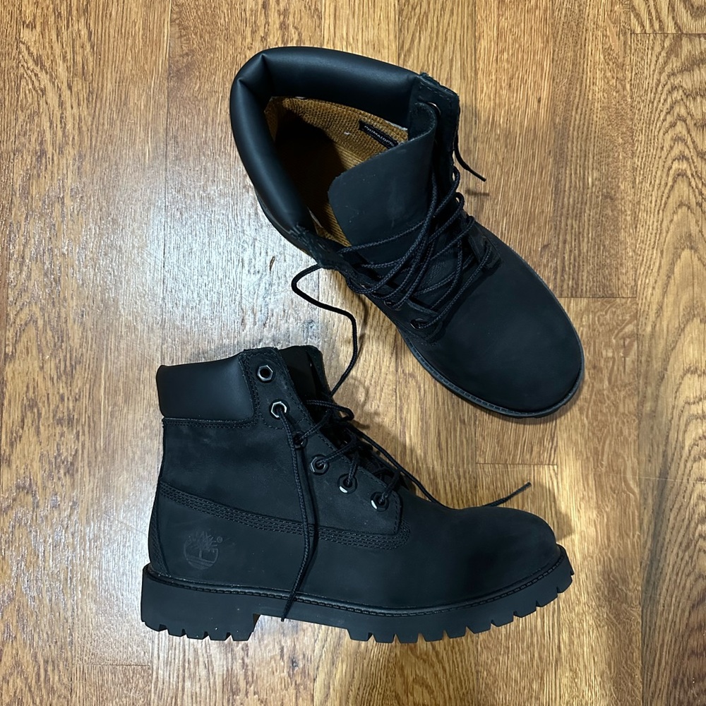 Black Timberland Boots 🖤